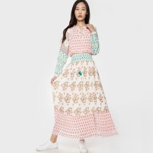 Dex Floral Smoked Waist Maxi Dress with Long Sleeves. Size: Small.